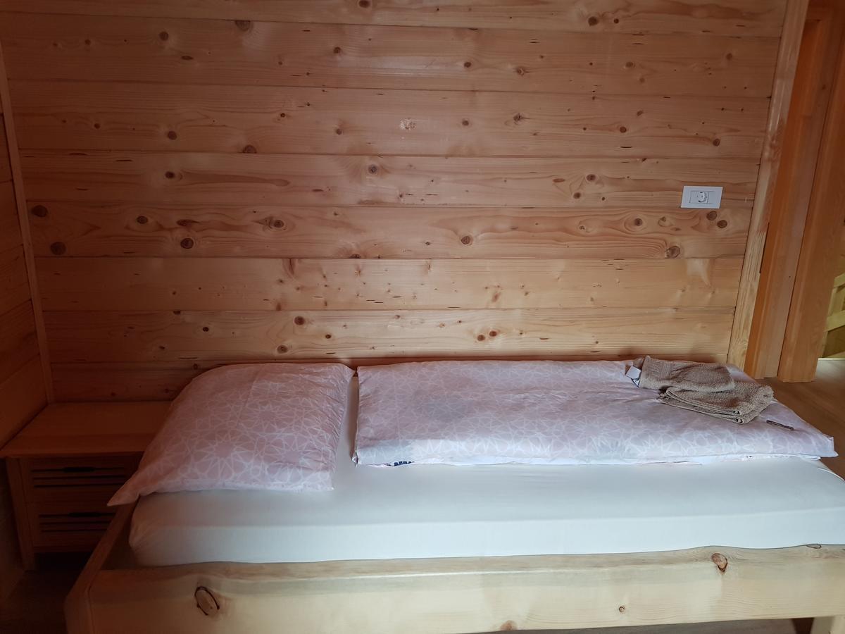 Bed and Breakfast Koca Na Talezu à Ribno Extérieur photo